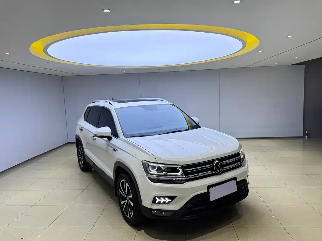 Volkswagen Tharu — фото 4