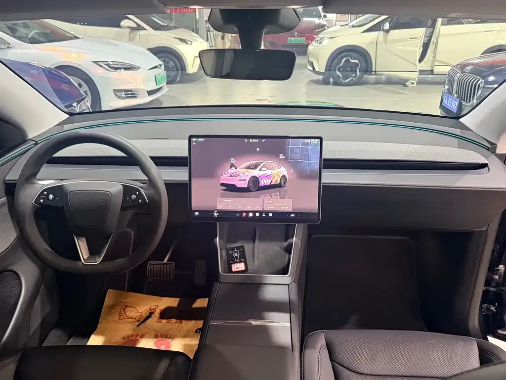 Tesla Model Y — фото 5