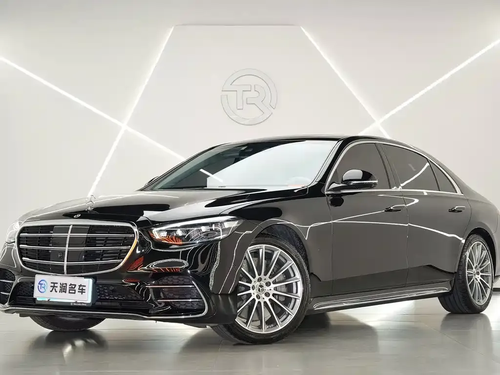 Mercedes-Benz S-Class — фото 1