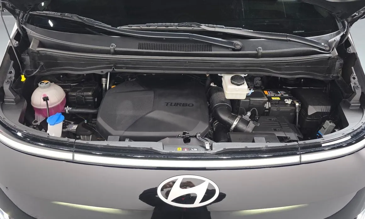 Hyundai Staria — фото 9