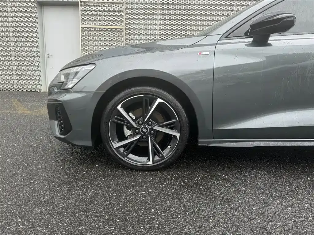 Audi A3 — фото 8