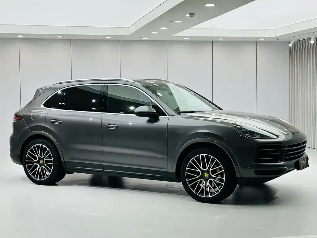 Porsche Cayenne — фото 5