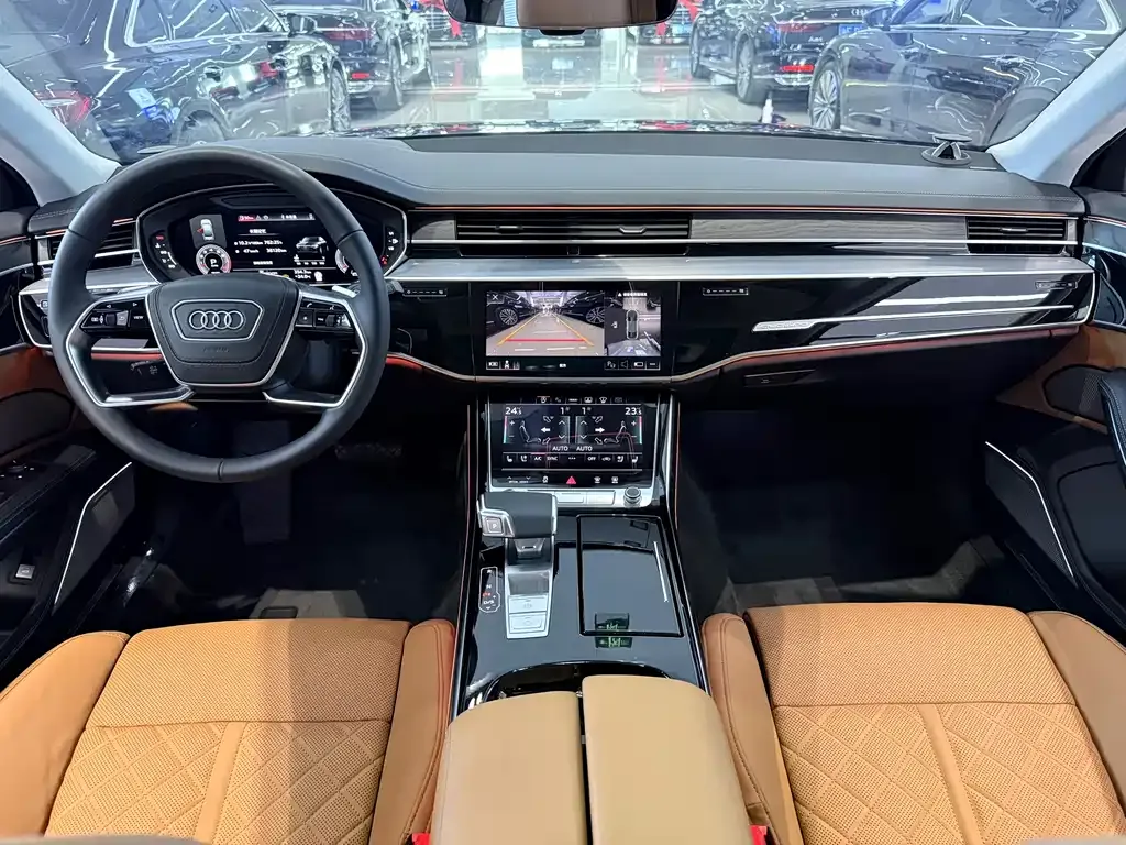 Audi A8 — фото 10