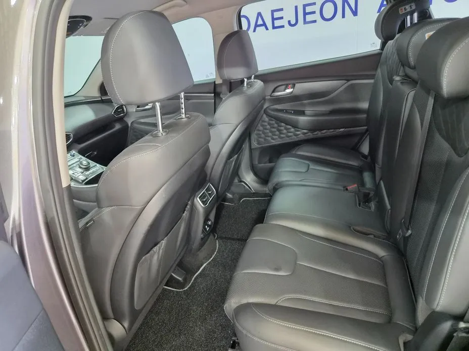 Hyundai Santafe — фото 9