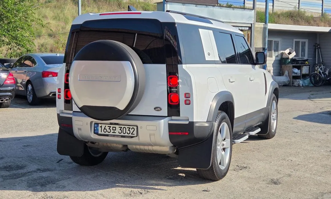 Land Rover Defender — фото 10