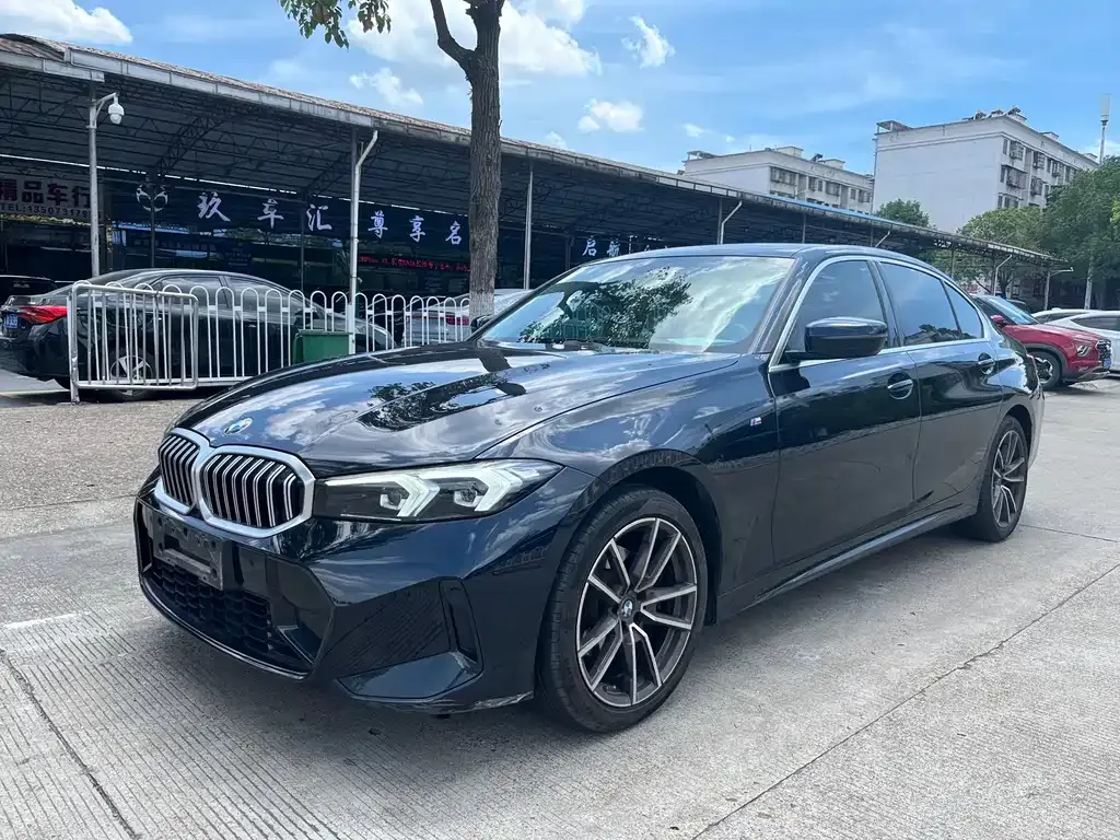 BMW 3 Series — фото 1