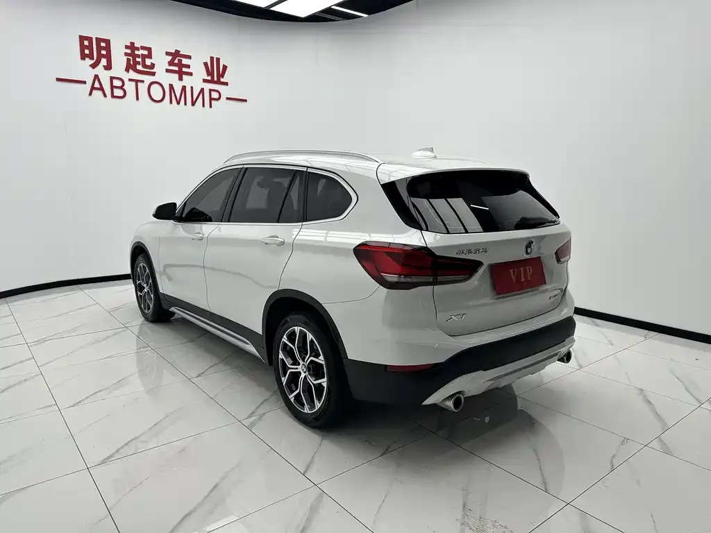 BMW X1 — фото 4