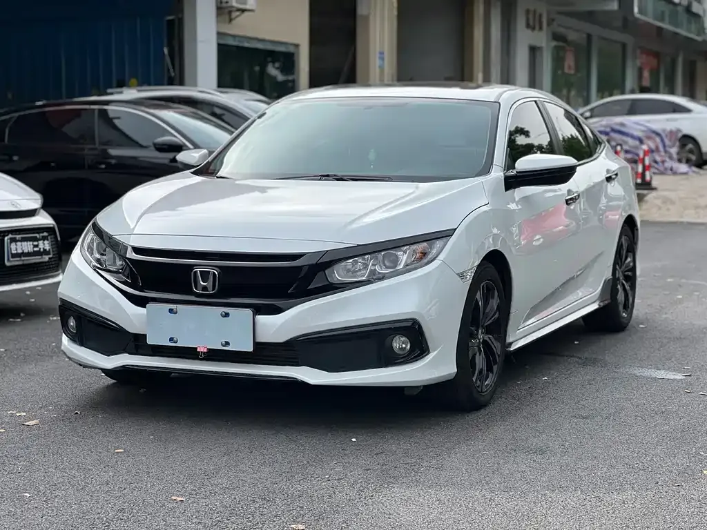 Honda Civic — фото 6