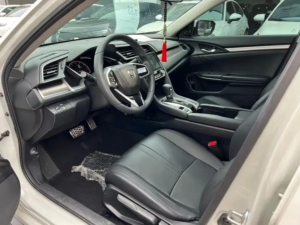 Honda Civic — фото 5