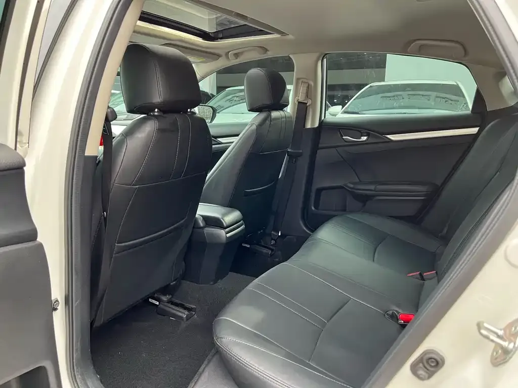 Honda Civic — фото 4