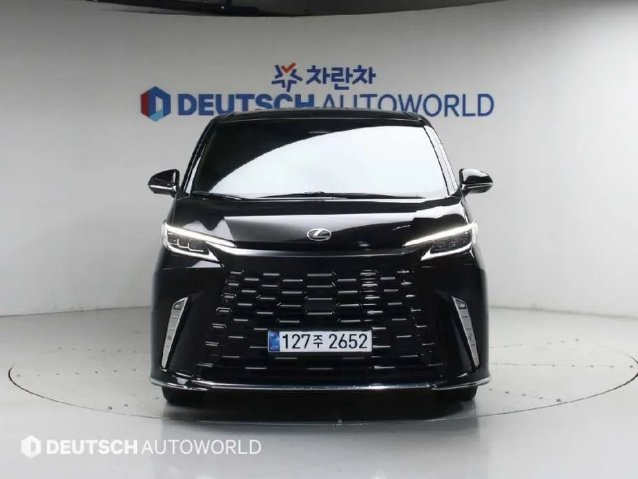Lexus LM 2025 из KR, фото 4
