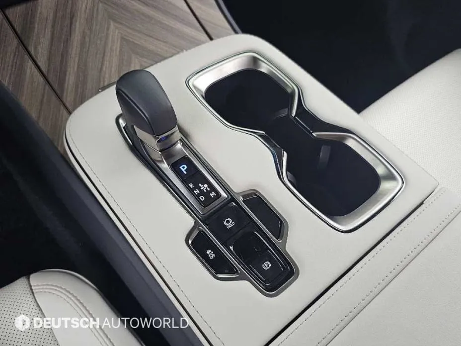 Lexus LM 2025 из KR, фото 8