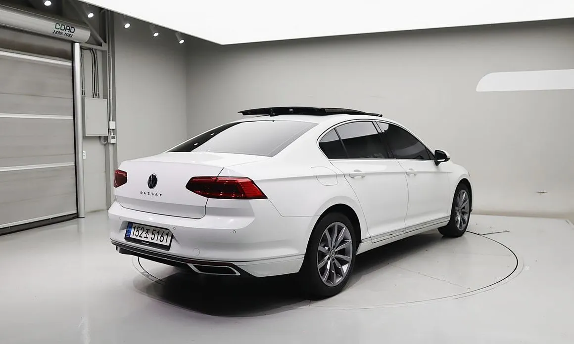 Volkswagen Passat 2022 из KR, фото 8