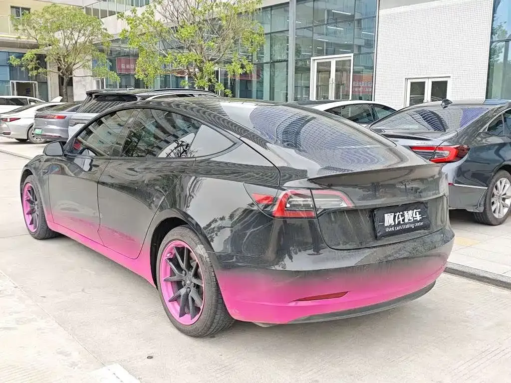 Tesla Model 3 — фото 10