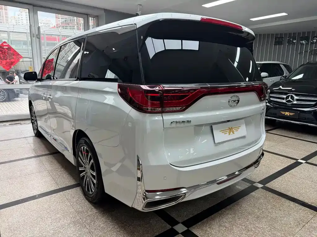GAC Motor Trumpchi M8 — фото 3