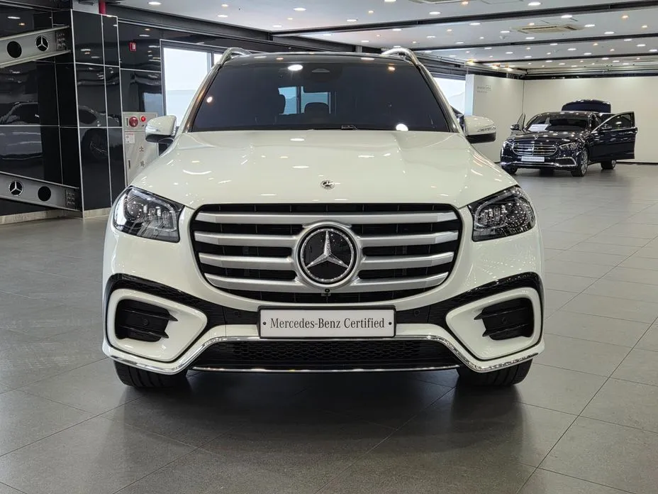 Mercedes-Benz GLS-Class — фото 8