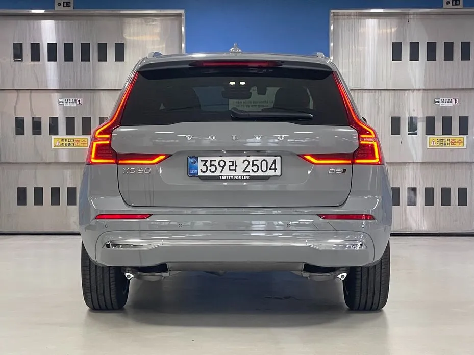 Volvo XC60 — фото 4