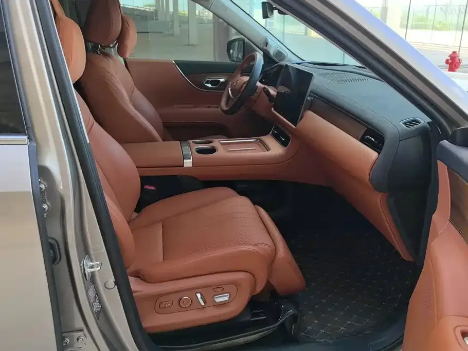 GAC Motor Trumpchi S9 — фото 8