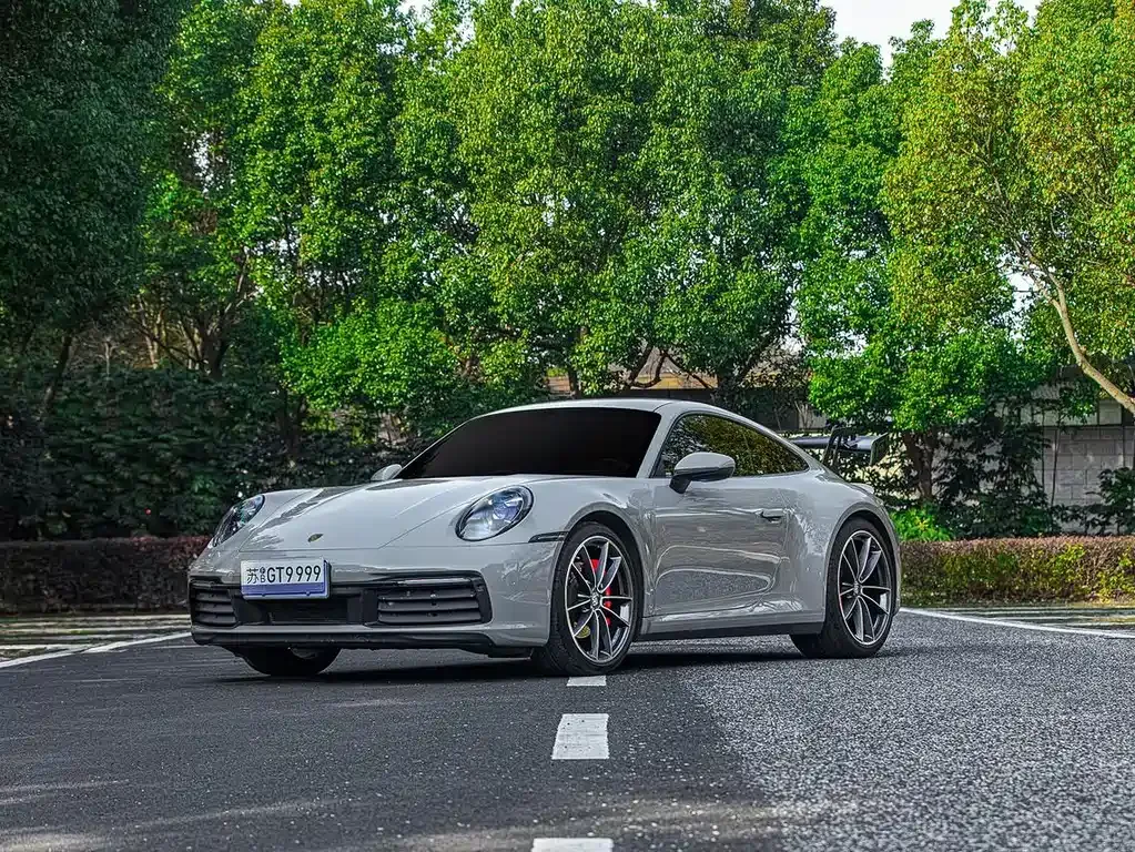 Porsche 911 — фото 1
