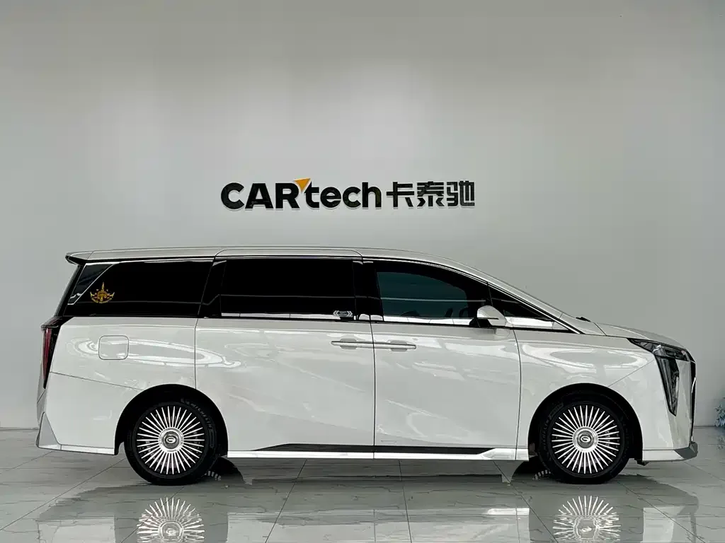 GAC Motor Trumpchi M8 — фото 10