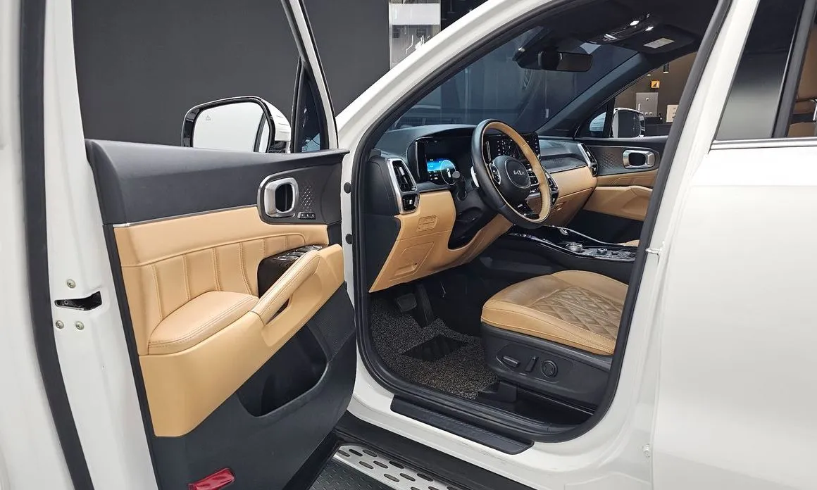 Kia Sorento — фото 5