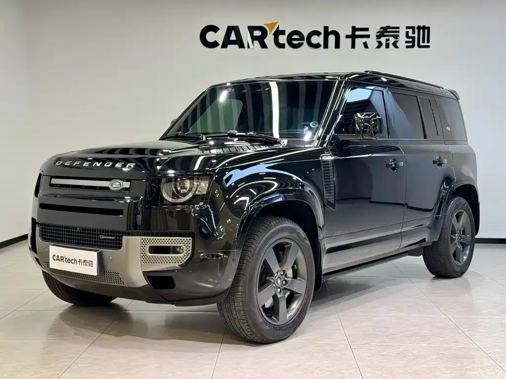 Land Rover Defender — фото 1