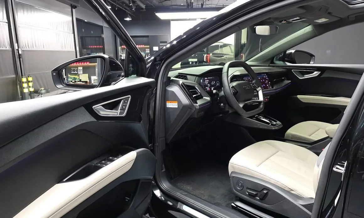 Audi Q4 e-tron 2026 из KR, фото 8