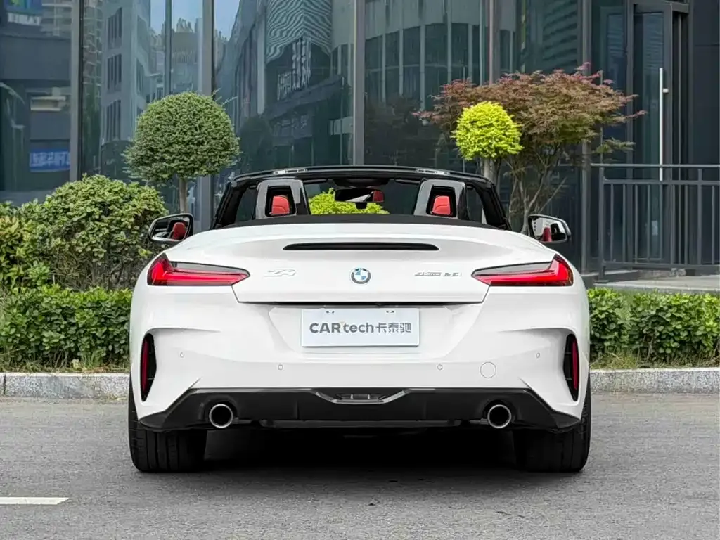 BMW Z4 — фото 10