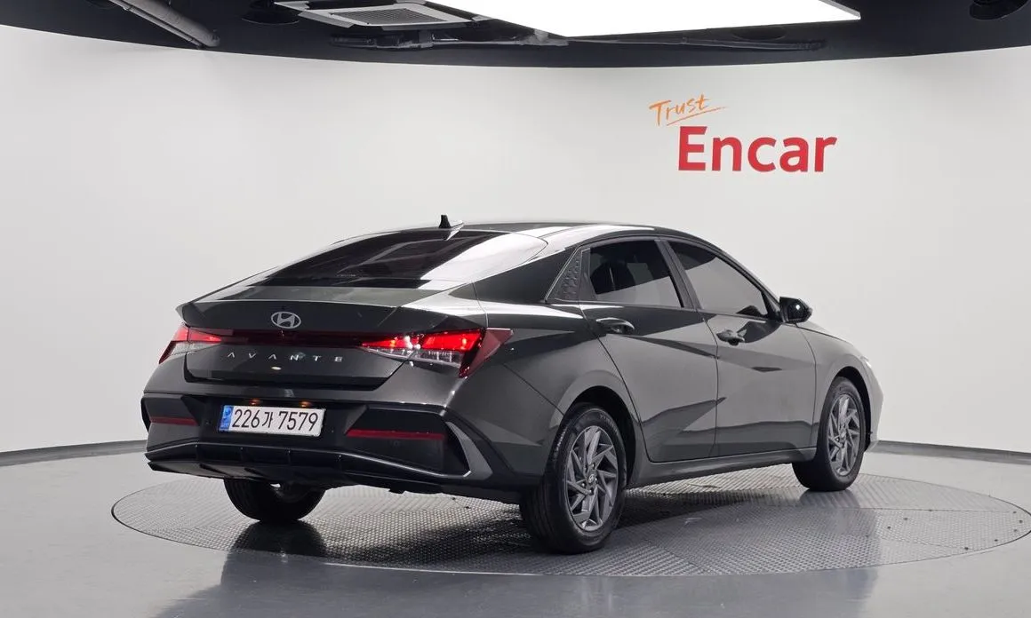 Hyundai AVANTE 2024 из KR, фото 3