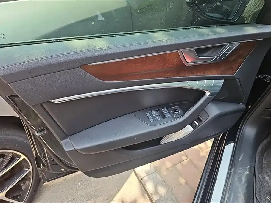 Audi A6 (Import) — фото 3