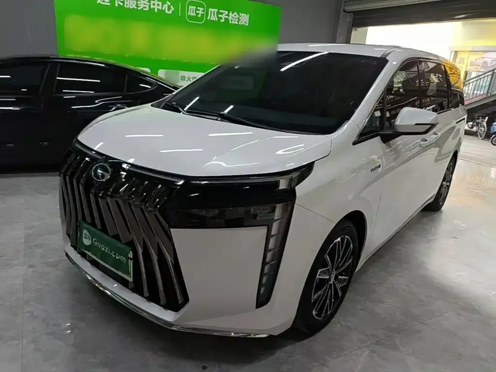 GAC Motor 传祺E8 PHEV — фото 2