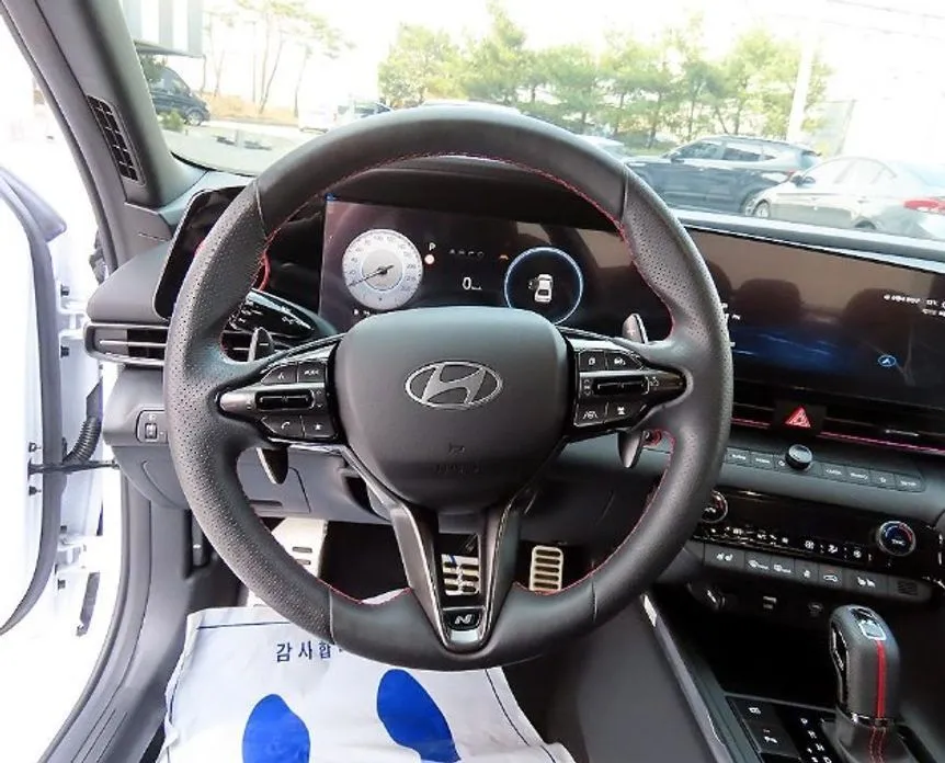 Hyundai AVANTE — фото 9