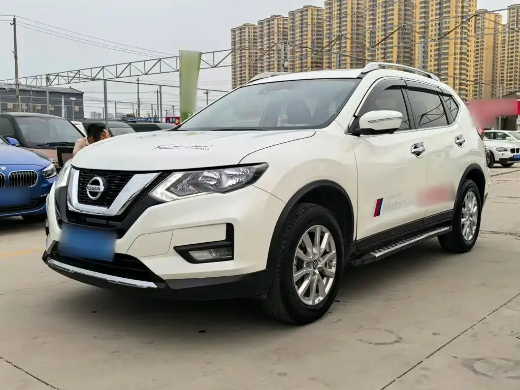 Nissan X-Trail — фото 8