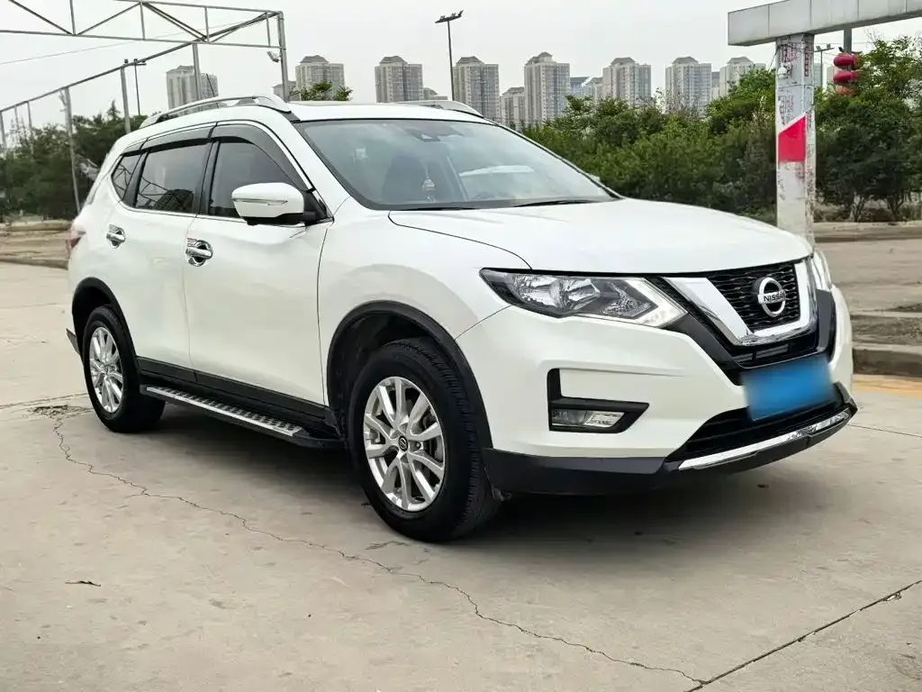 Nissan X-Trail — фото 5