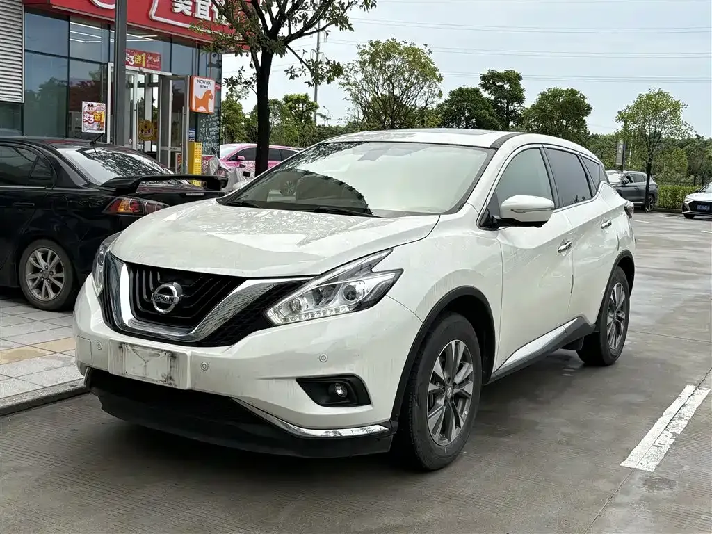 Nissan Murano — фото 1
