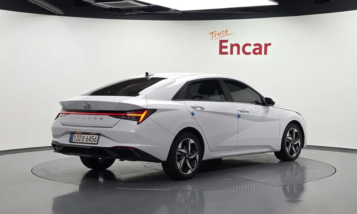 Hyundai AVANTE — фото 7