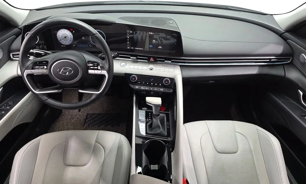Hyundai AVANTE — фото 9