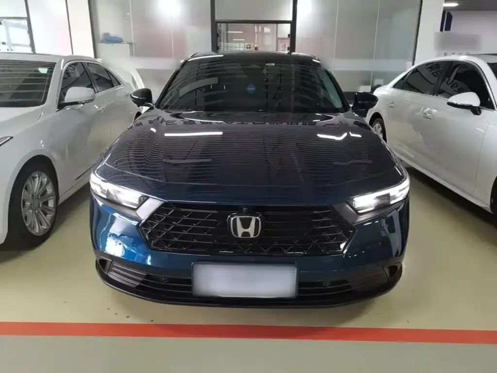 Honda Accord — фото 3