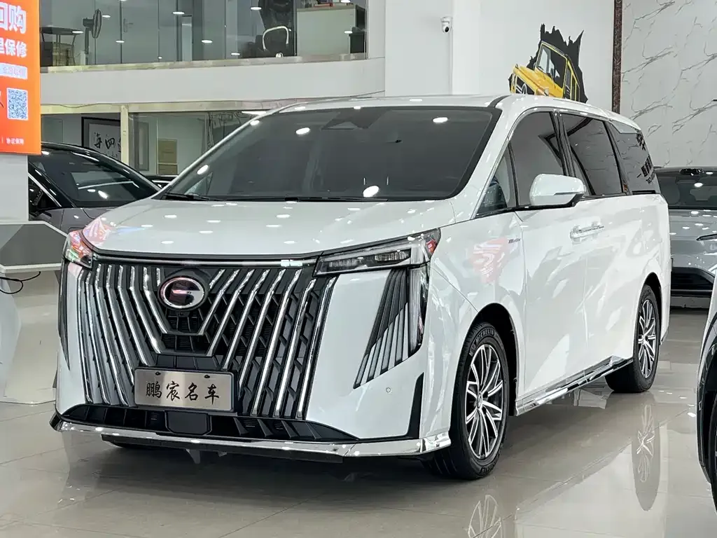 GAC Motor Trumpchi M8 — фото 1
