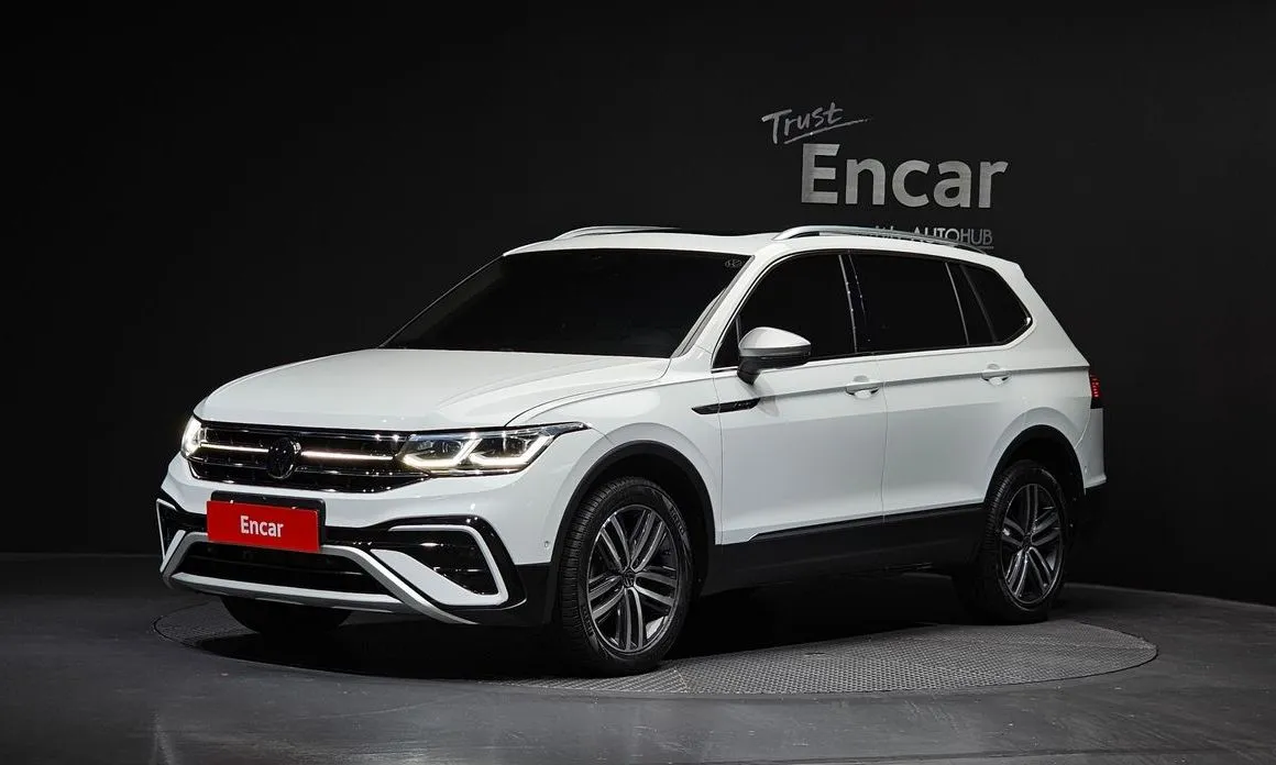 Volkswagen Tiguan — фото 1