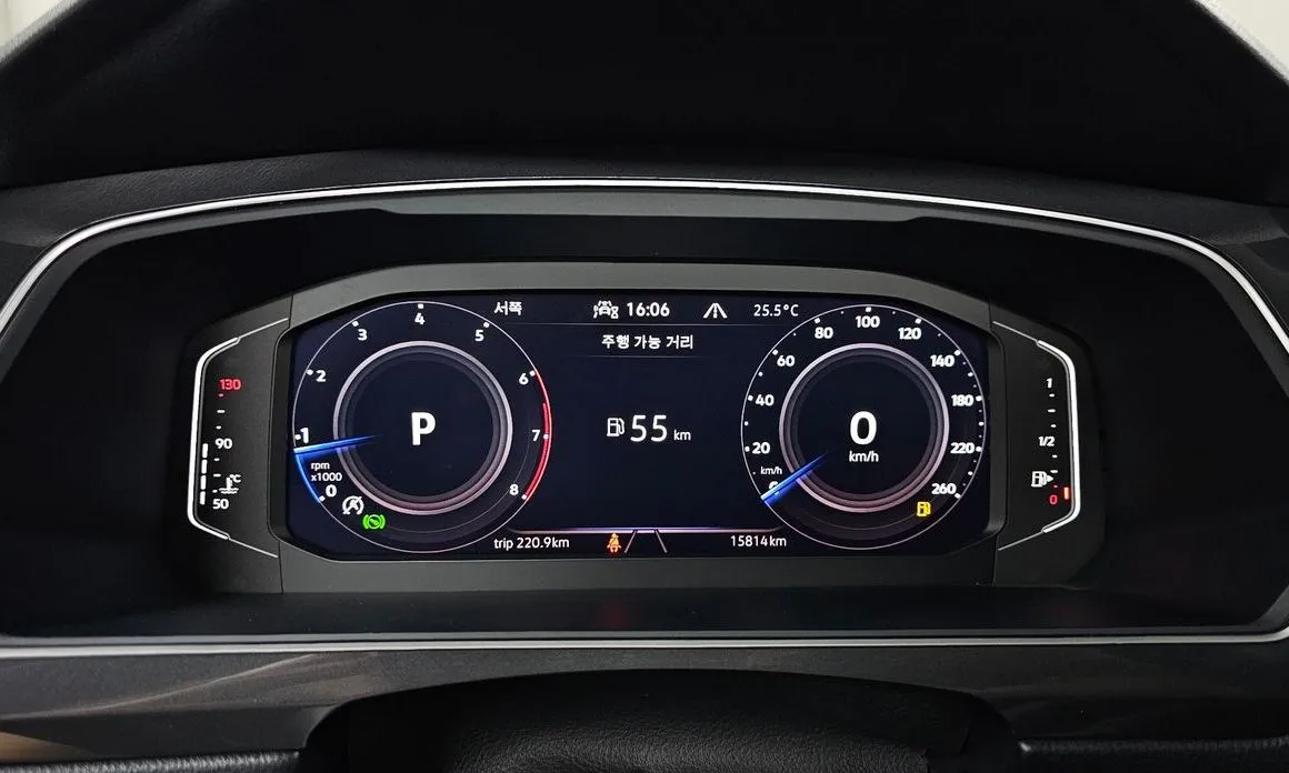 Volkswagen Tiguan — фото 6