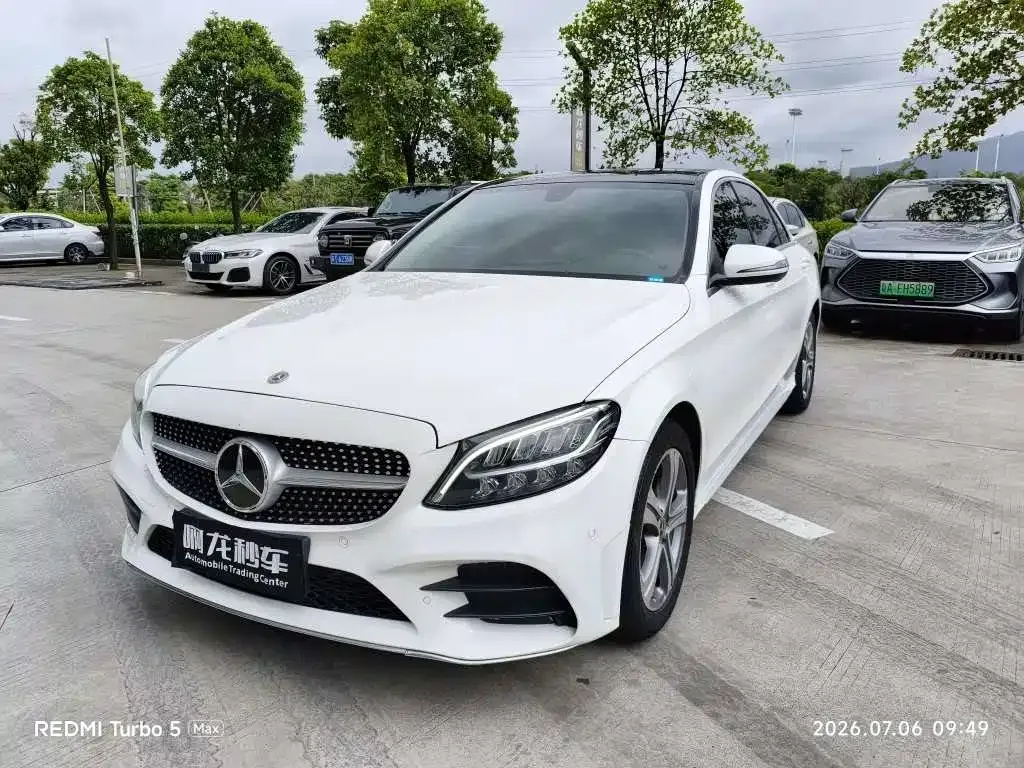 Mercedes-Benz C-Class — фото 1