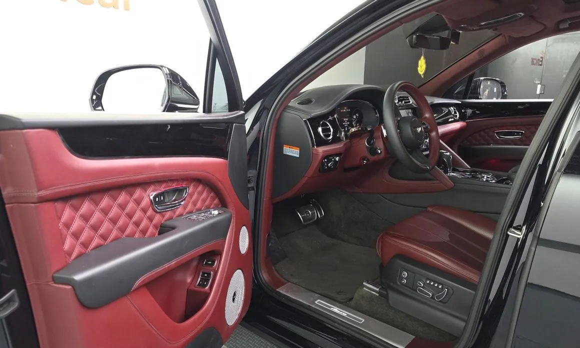 Bentley Bentayga 2023 из KR, фото 9