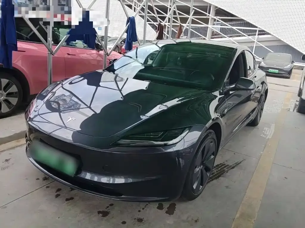 Tesla Model 3 — фото 4