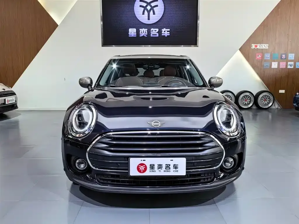 MINI Clubman — фото 2