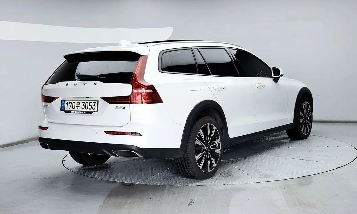 Volvo V60 — фото 5