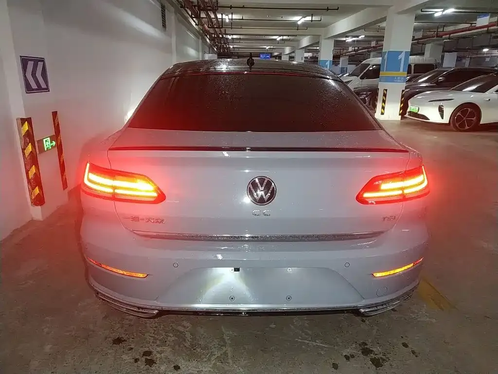 Volkswagen CC — фото 4