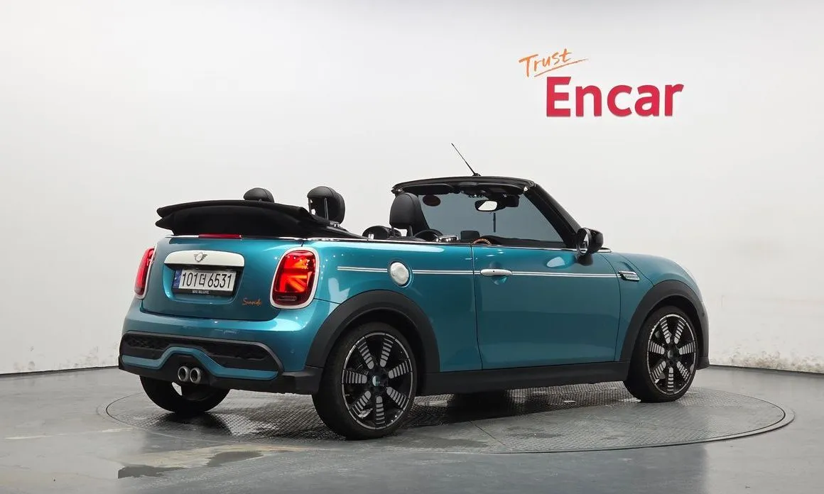 Mini Cooper Convertible — фото 2