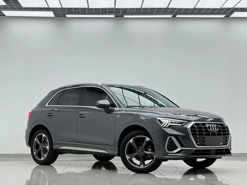 Audi Q3 — фото 4