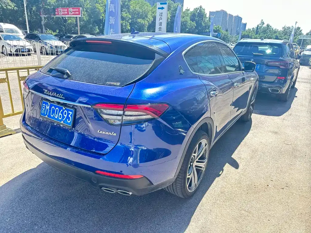 Maserati Levante — фото 9